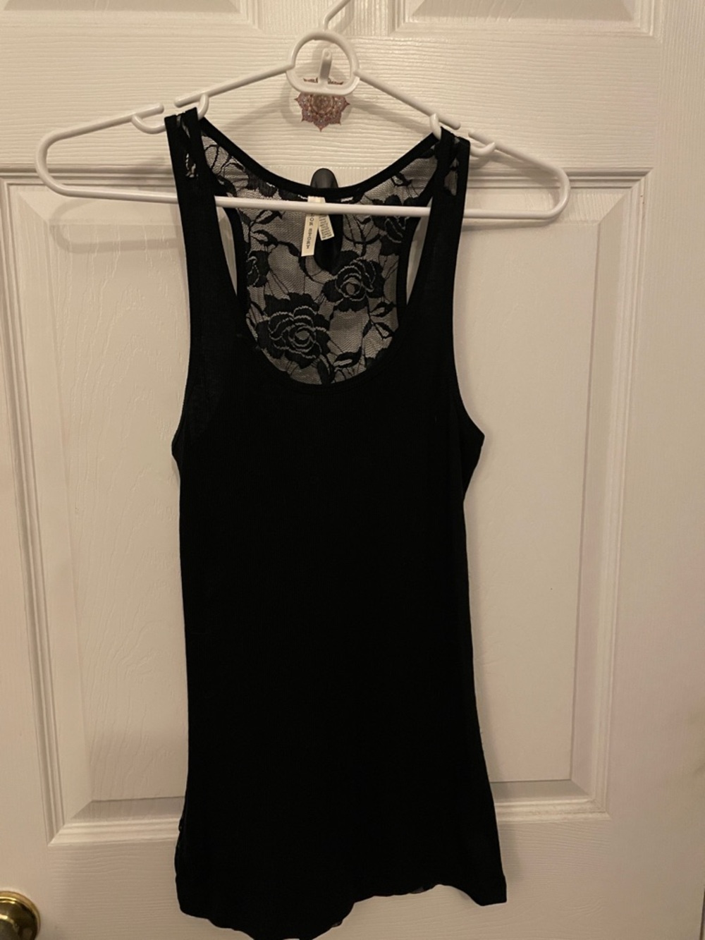 Assorted Colors Lot Of 7 Lightweight Tank Tops For Women